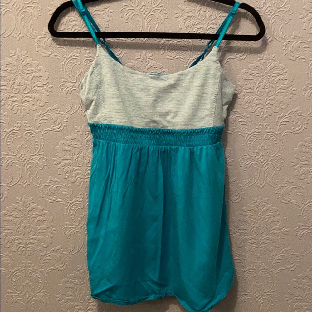 3/$20 Lululemon teal dance tank
